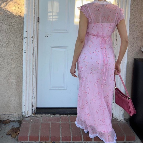 Pink floral maxi slip dress - Picture 7 of 9